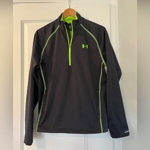 Under Armour man’s shirt